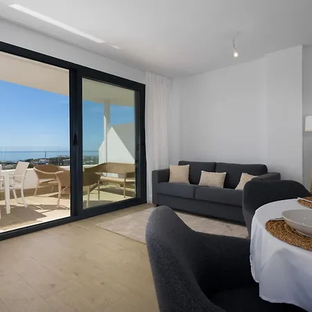 One-80 2440 Apartment *